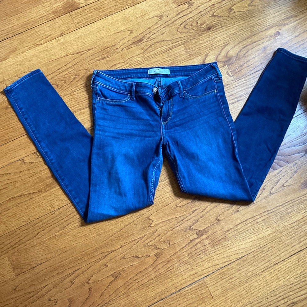Hollister jeans Waist 28 Length 29